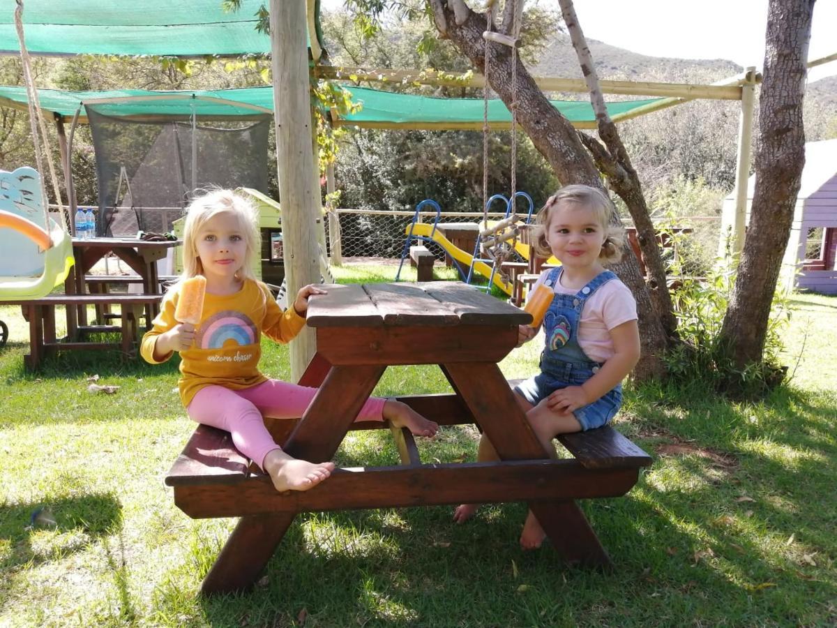 Wilgewandel Holiday Farm & Day Restaurant Oudtshoorn Exterior photo