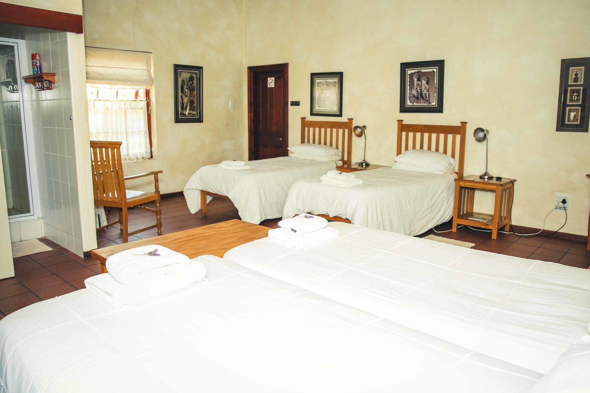 Wilgewandel Holiday Farm & Day Restaurant Bed & Breakfast Oudtshoorn Exterior photo
